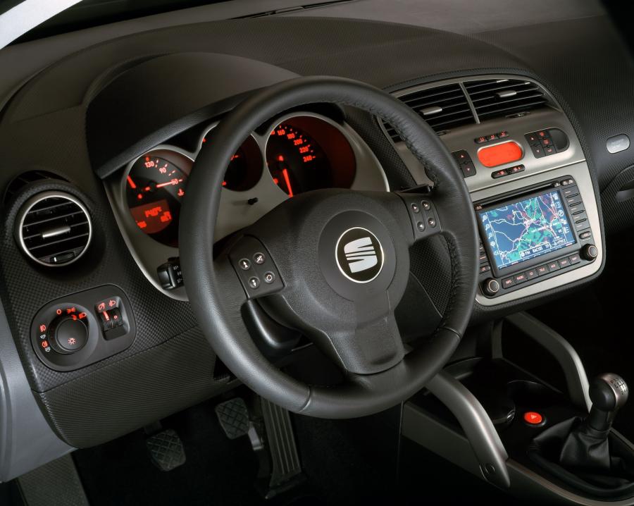 Seat Altea 2004 года  (фото 35 из 132)